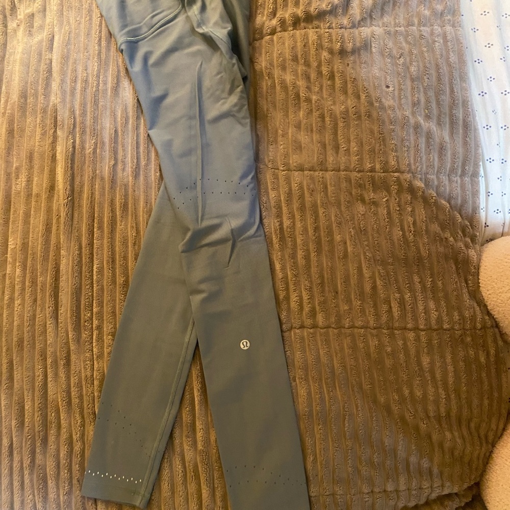 Lululemon Senseknit Athletic Women’s Running Compression Leggings, Size 2